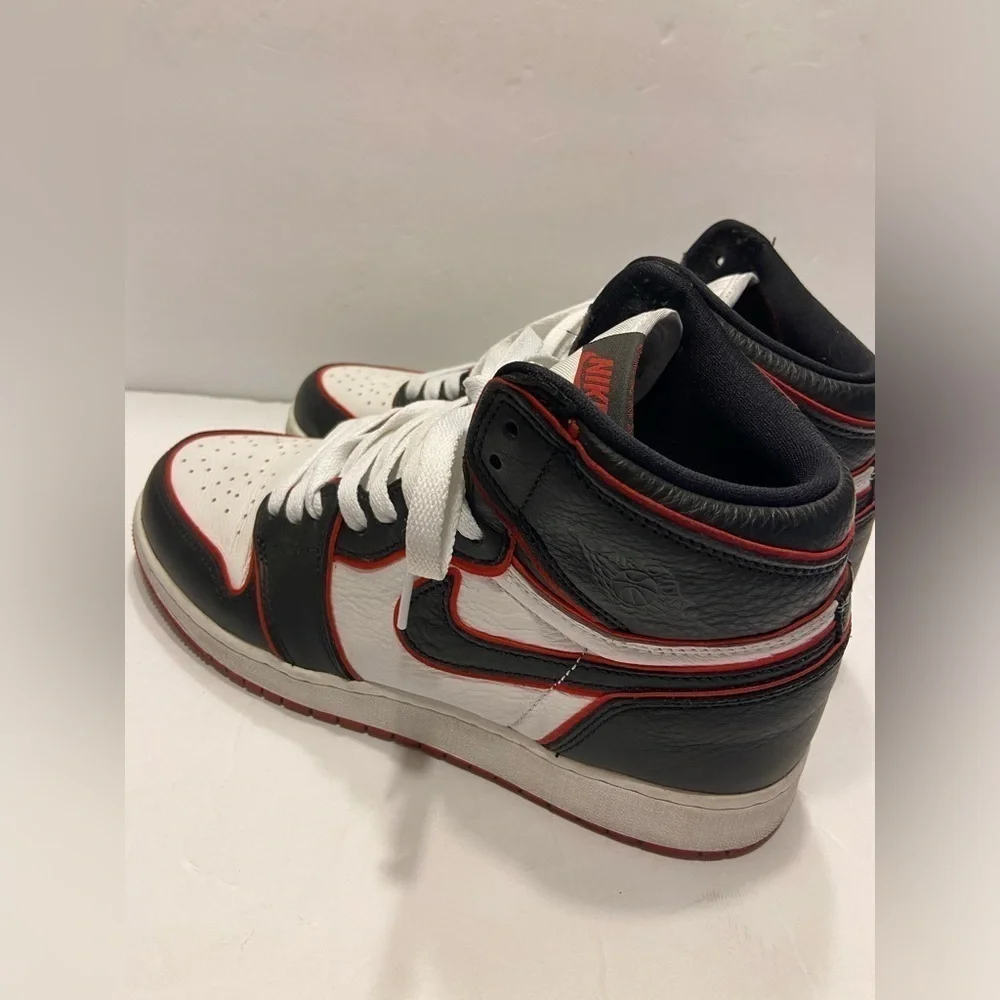NIKE AIR JORDAN 1 RETRO HIGH OG BLOODLINE SZ 7Y 575441-062 AUTHENTIC